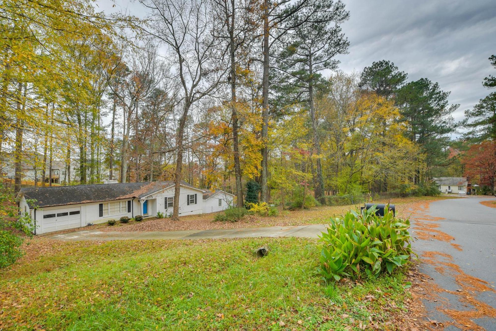 Serene Family Home With Deck In Knightdale! Экстерьер фото