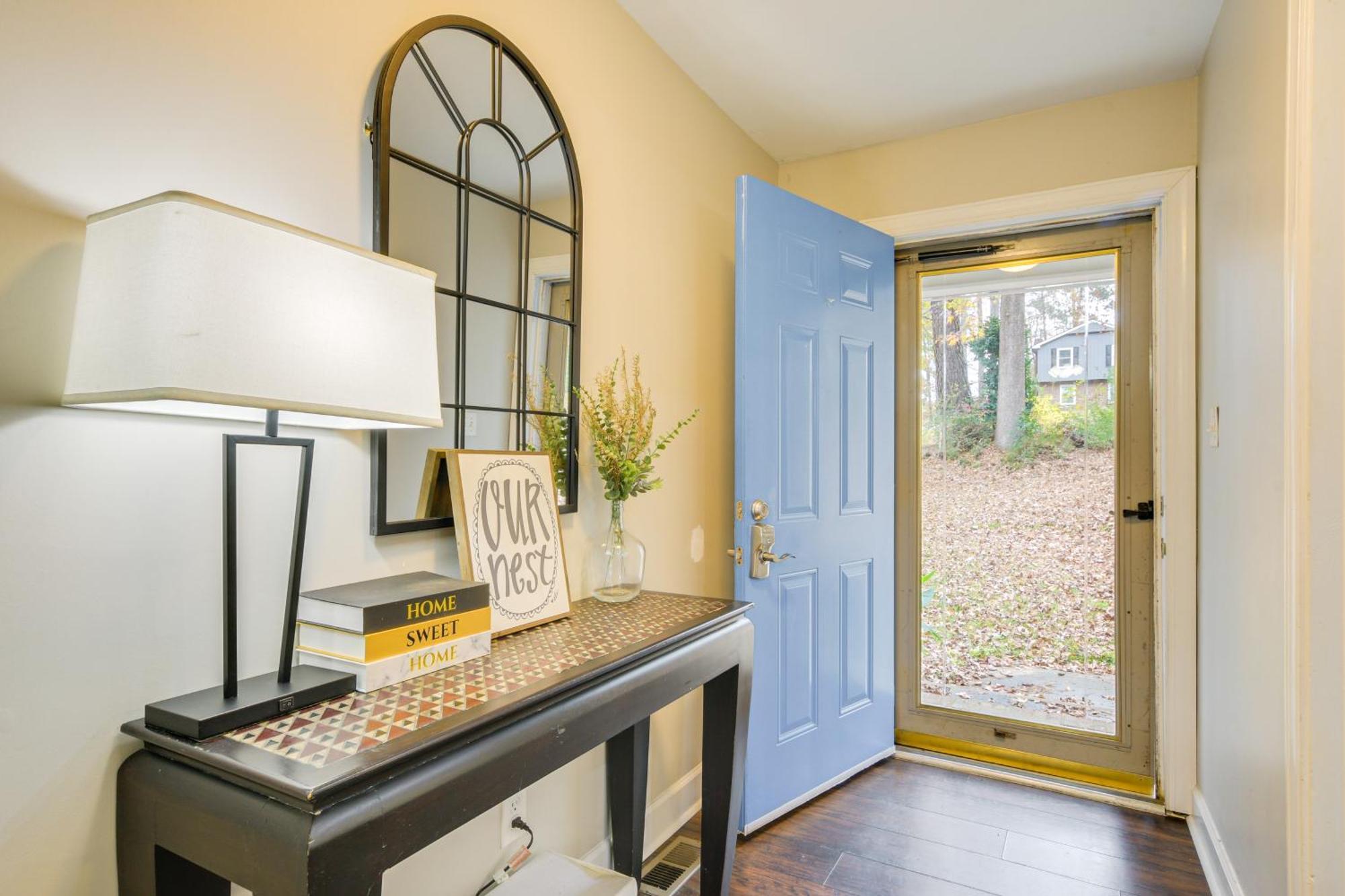 Serene Family Home With Deck In Knightdale! Экстерьер фото
