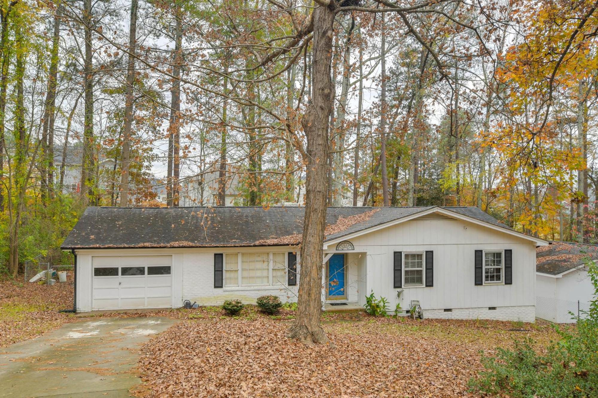 Serene Family Home With Deck In Knightdale! Экстерьер фото
