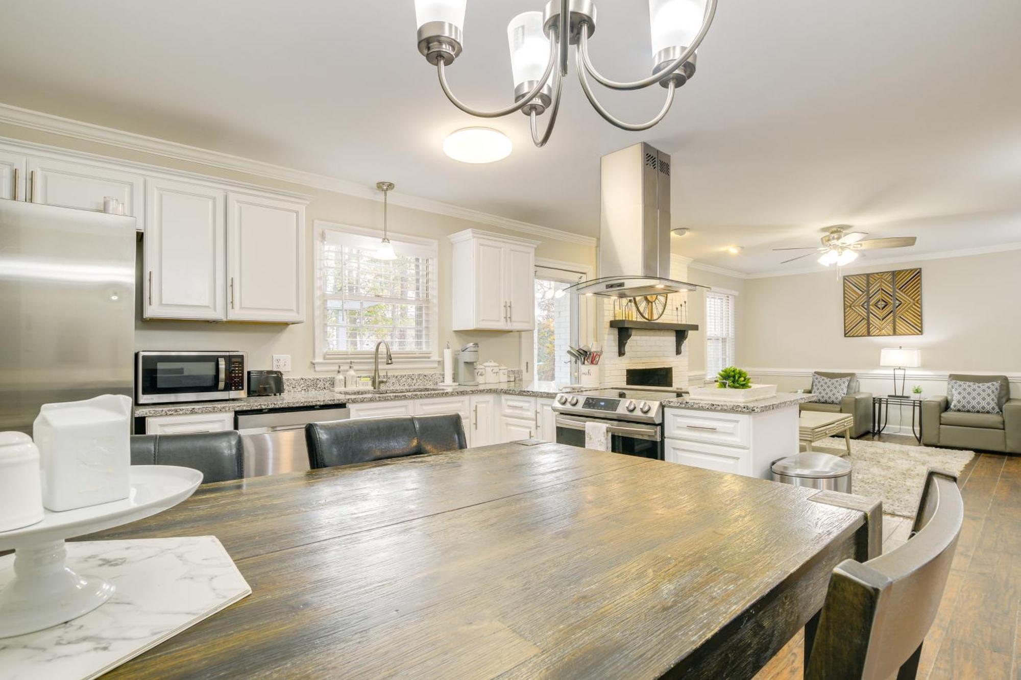 Serene Family Home With Deck In Knightdale! Экстерьер фото